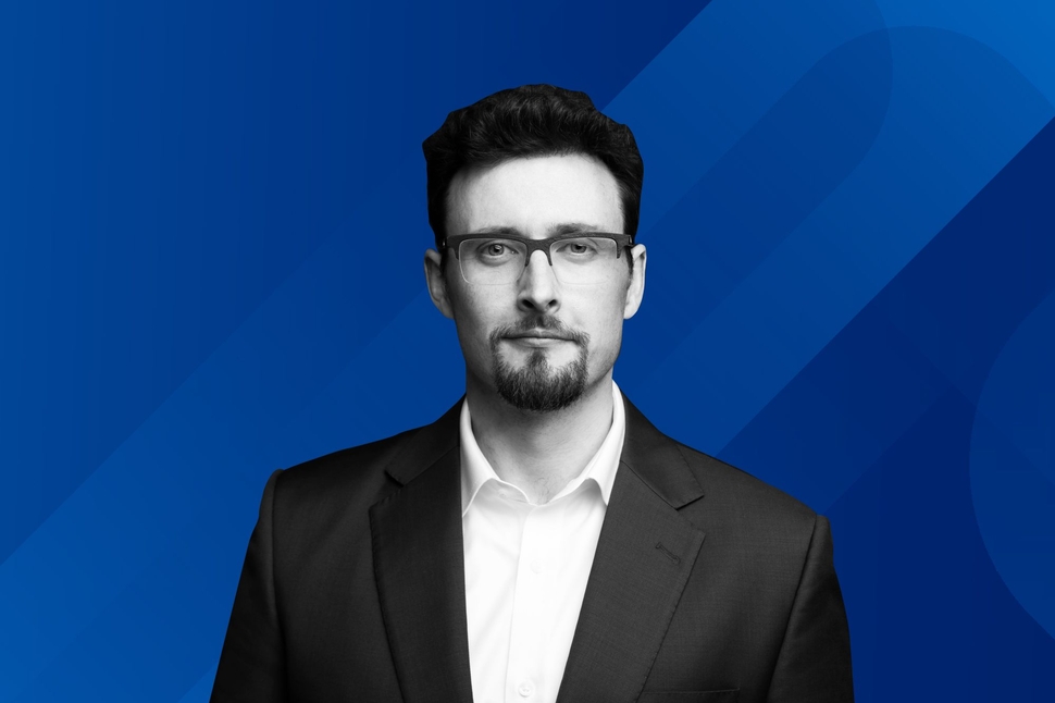 مقال Inc. Arabia عن 'مغيّري اللعبة' يغطي Professional.me وRyan Adams.